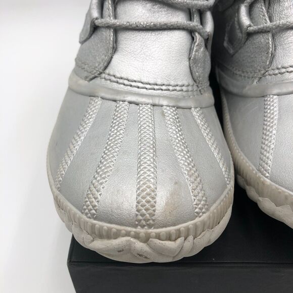 Sorel Silver Ankle Boots Disney Frozen Women’s 9 Waterproof Hiking shoes sparkly - Picture 6 of 16